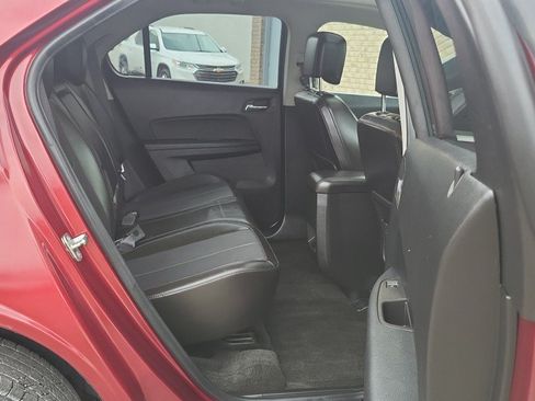 Used 2017 Chevrolet Equinox Premier w/ Enhanced Convenience Package AWD/4WD image 24