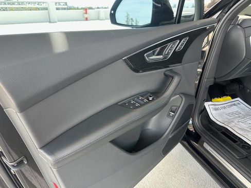 Used 2021 Audi Q7 3.0T Premium Plus w/ Executive Package AWD/4WD image 16