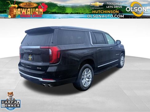 Used 2025 GMC Yukon XL Denali image 5