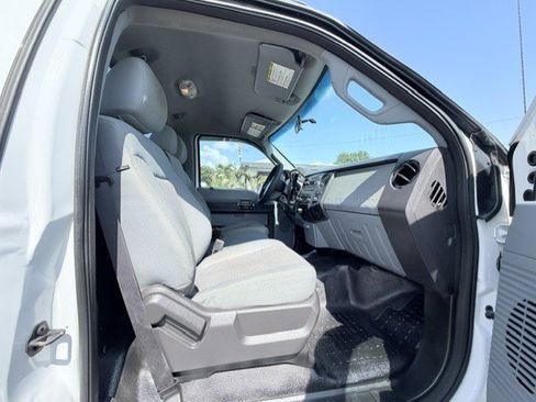 Used 2011 Ford F250 XL w/ PWR Equipment Group AWD/4WD image 16