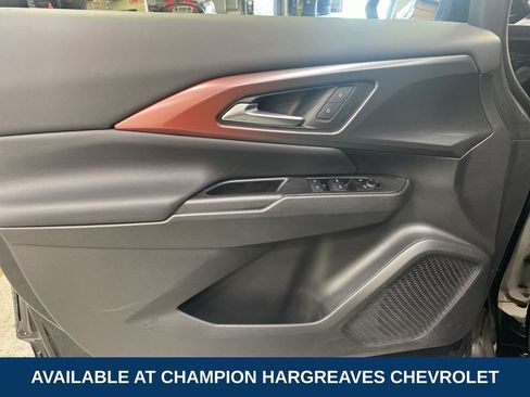 Used 2024 Chevrolet Equinox EV RS FWD image 30