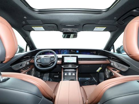 New 2026 Lincoln Nautilus Reserve AWD/4WD image 23