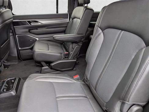 New 2025 Jeep Wagoneer Series II AWD/4WD image 23