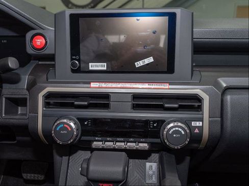 New 2026 Toyota Tacoma TRD Off-Road AWD/4WD image 12