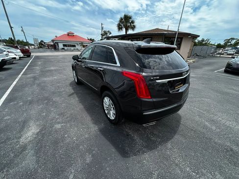 Used 2019 Cadillac XT5 FWD image 11