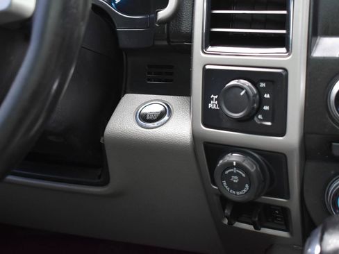 Used 2017 Ford F150 Lariat w/ Equipment Group 501A Mid AWD/4WD image 44
