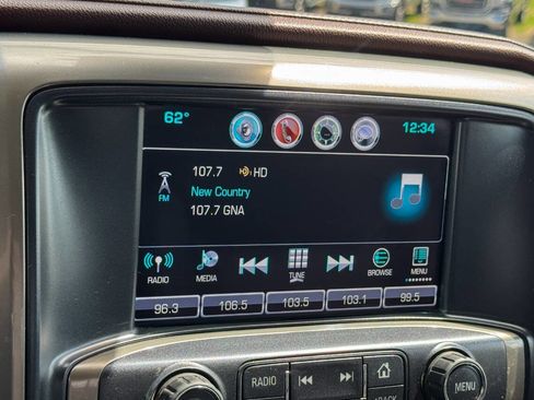 Used 2017 Chevrolet Silverado 2500 High Country w/ Duramax Plus Package image 36