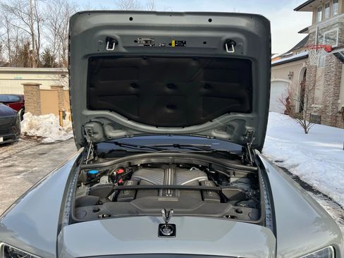 Used 2023 Rolls-Royce Cullinan Black Badge w/ Driver's Package image 22