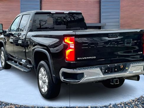 Used 2020 Chevrolet Silverado 3500 LTZ w/ LTZ Plus Package image 2