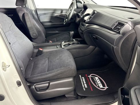 Used 2019 Honda Pilot EX image 32