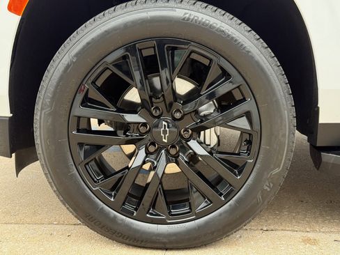 Certified 2023 Chevrolet Tahoe LS w/ Driver Alert Package image 6