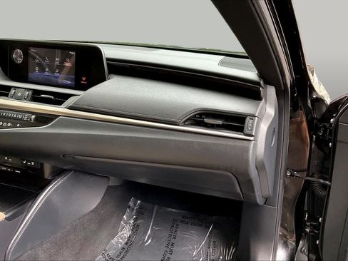 Used 2019 Lexus ES 350 w/ Premium Package FWD image 19