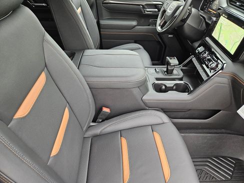 New 2026 GMC Sierra 1500 AT4 w/ AT4 Premium Package AWD/4WD image 10