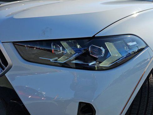 New 2026 BMW X6 xDrive40i w/ Climate Comfort Package image 32