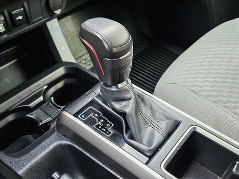 Used 2022 Toyota Tacoma SR5 image 12