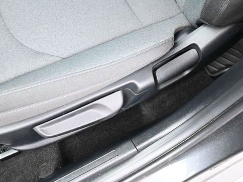 Used 2025 Kia K4 FWD image 12