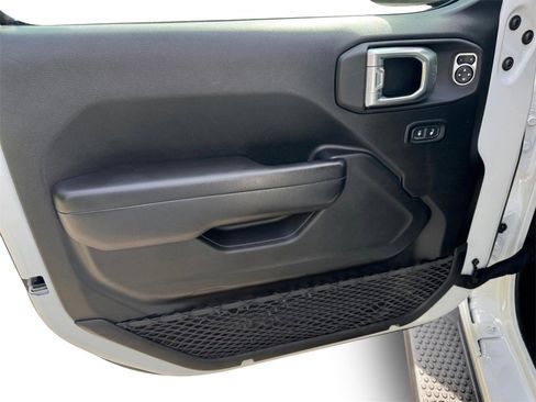 Used 2021 Jeep Wrangler Unlimited Sport image 10