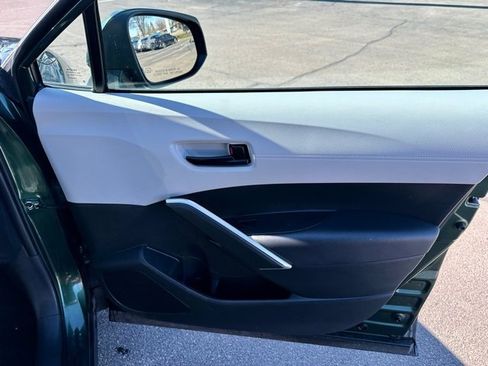Used 2022 Toyota Corolla Cross LE image 21