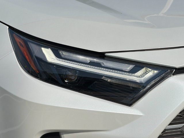 Used 2025 Toyota RAV4 Limited w/ Weather Package AWD/4WD image 30