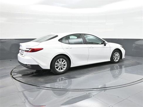 Certified 2025 Toyota Camry LE image 15