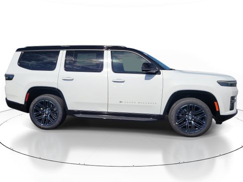 New 2026 Jeep Grand Wagoneer 4WD image 5
