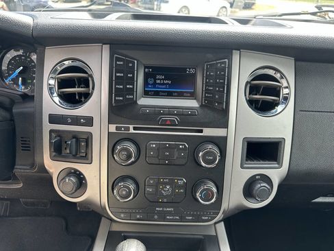 Used 2017 Ford Expedition EL XLT image 15