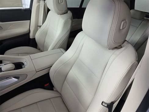 New 2026 Mercedes-Benz GLE 450 4MATIC image 8