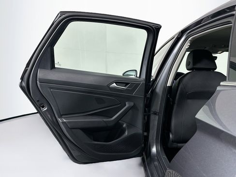 Used 2024 Volkswagen Jetta SE image 25