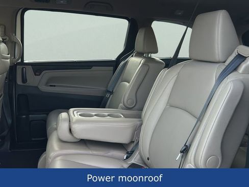 Used 2018 Honda Odyssey Touring image 17