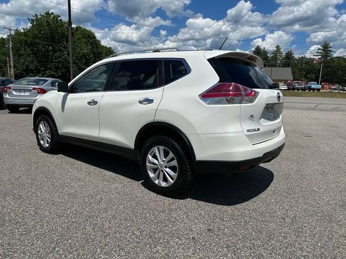 Used 2016 Nissan Rogue SV w/ SV Premium Package AWD/4WD image 3