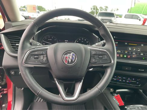 Used 2022 Buick Envision Preferred FWD image 18