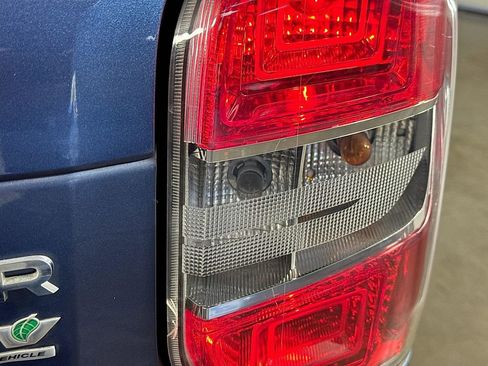 Used 2016 Subaru Forester 2.5i Limited image 33