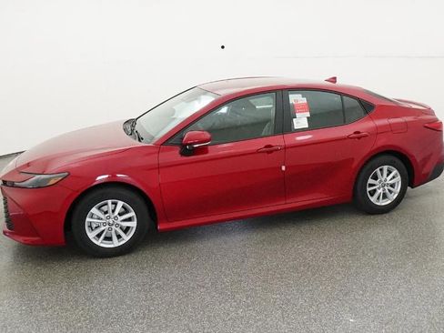 New 2026 Toyota Camry LE image 7