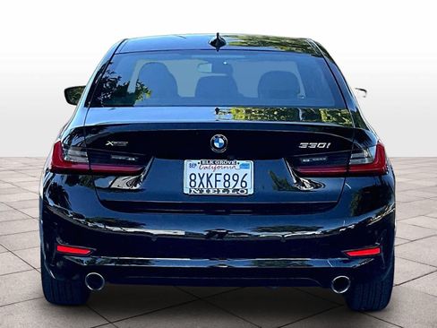 Used 2021 BMW 330i xDrive Sedan w/ Driving Assistance Package AWD/4WD image 8