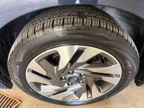 Certified 2024 Subaru Legacy Limited AWD/4WD image 8