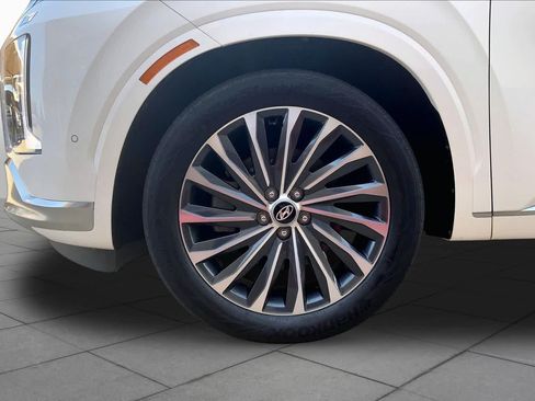 Used 2023 Hyundai Palisade Calligraphy AWD/4WD image 11