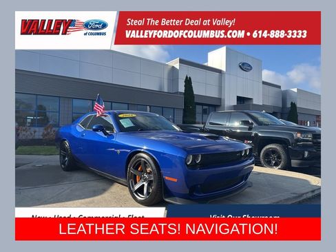 Used 2018 Dodge Challenger SRT Hellcat image 1