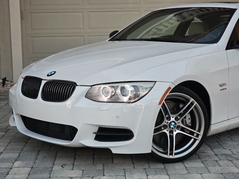 Used 2011 BMW 335is Coupe image 2