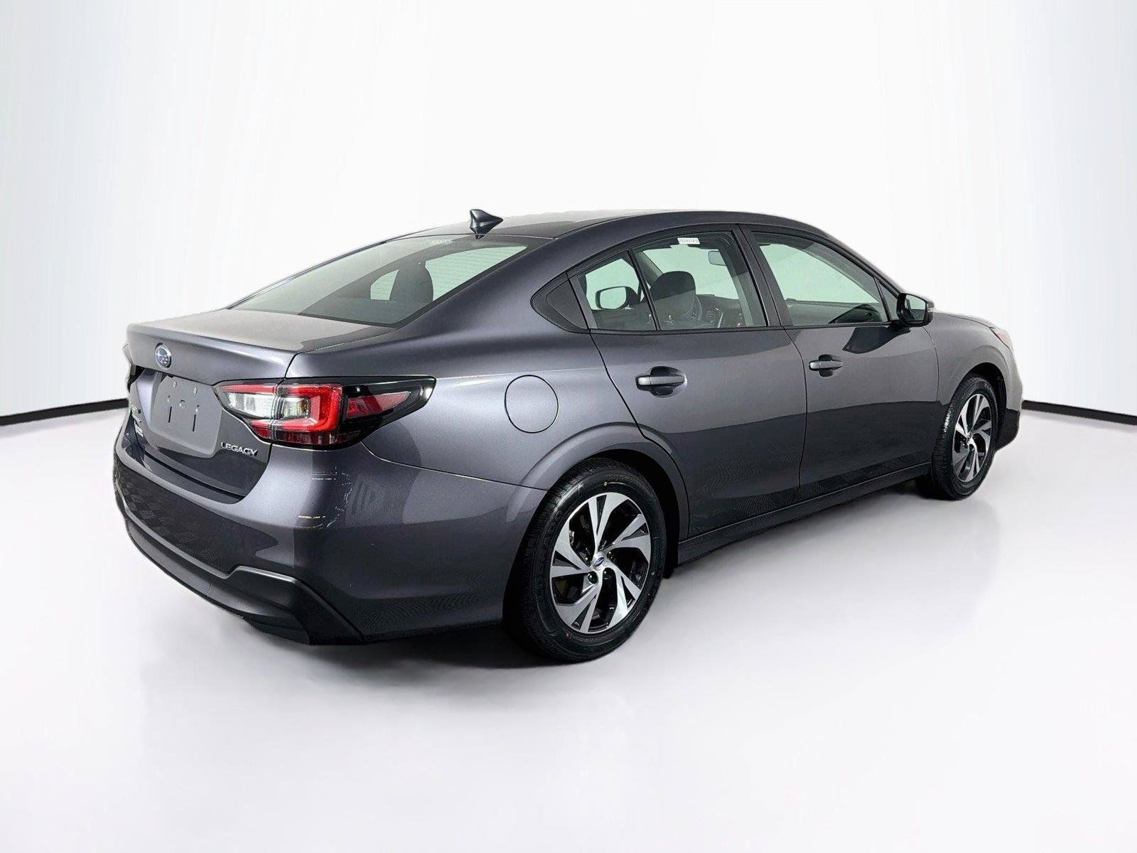Used 2025 Subaru Legacy Premium AWD/4WD image 11