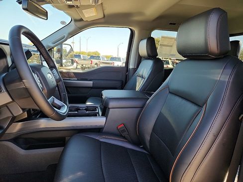 New 2026 Ford F350 Lariat w/ Black Appearance Package image 7