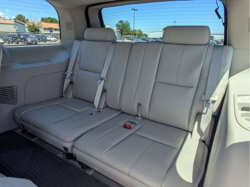 Used 2011 Chevrolet Tahoe LT w/ Luxury Package AWD/4WD image 19