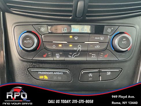 Used 2017 Ford Escape SE w/ Equipment Group 201A image 26