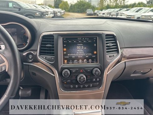 Used 2016 Jeep Grand Cherokee Overland w/ Advanced Technology Group image 13