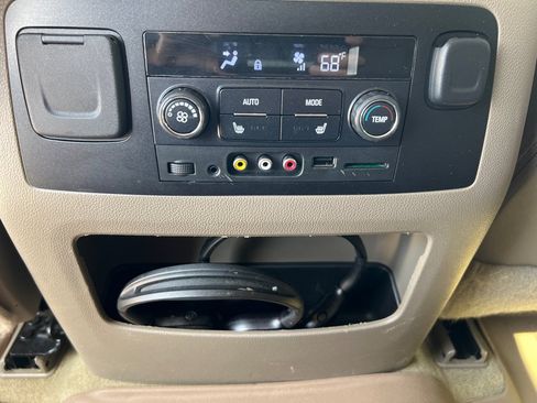 Used 2016 Chevrolet Tahoe LT RWD image 26