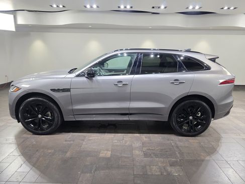 New 2026 Jaguar F-PACE R-Dynamic S image 3