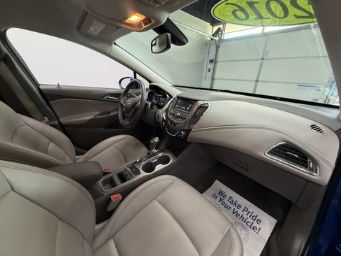 Used 2016 Chevrolet Cruze Premier w/ RS Package FWD image 18
