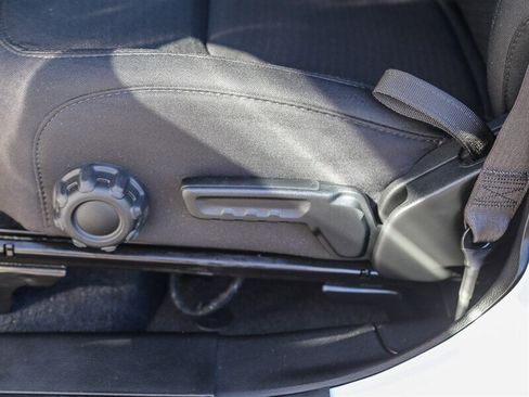 Used 2023 Jeep Gladiator Willys image 33