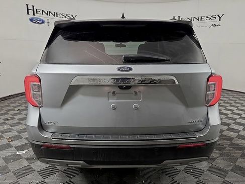 Certified 2023 Ford Explorer XLT w/ Equipment Group 202A image 5
