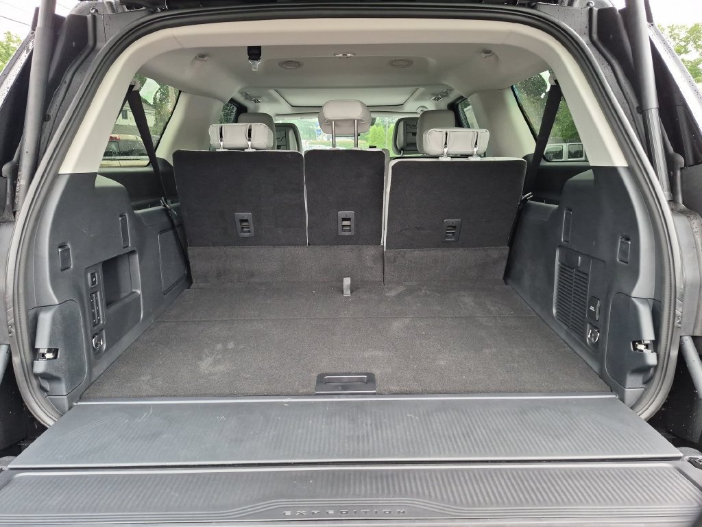 New 2026 Ford Expedition Max Platinum AWD/4WD image 24