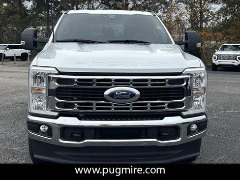 Used 2024 Ford F250 XLT image 2